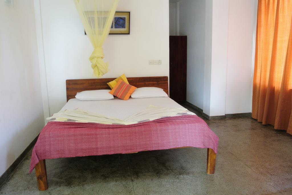 Surf Lanka Hotel Matara Exterior photo