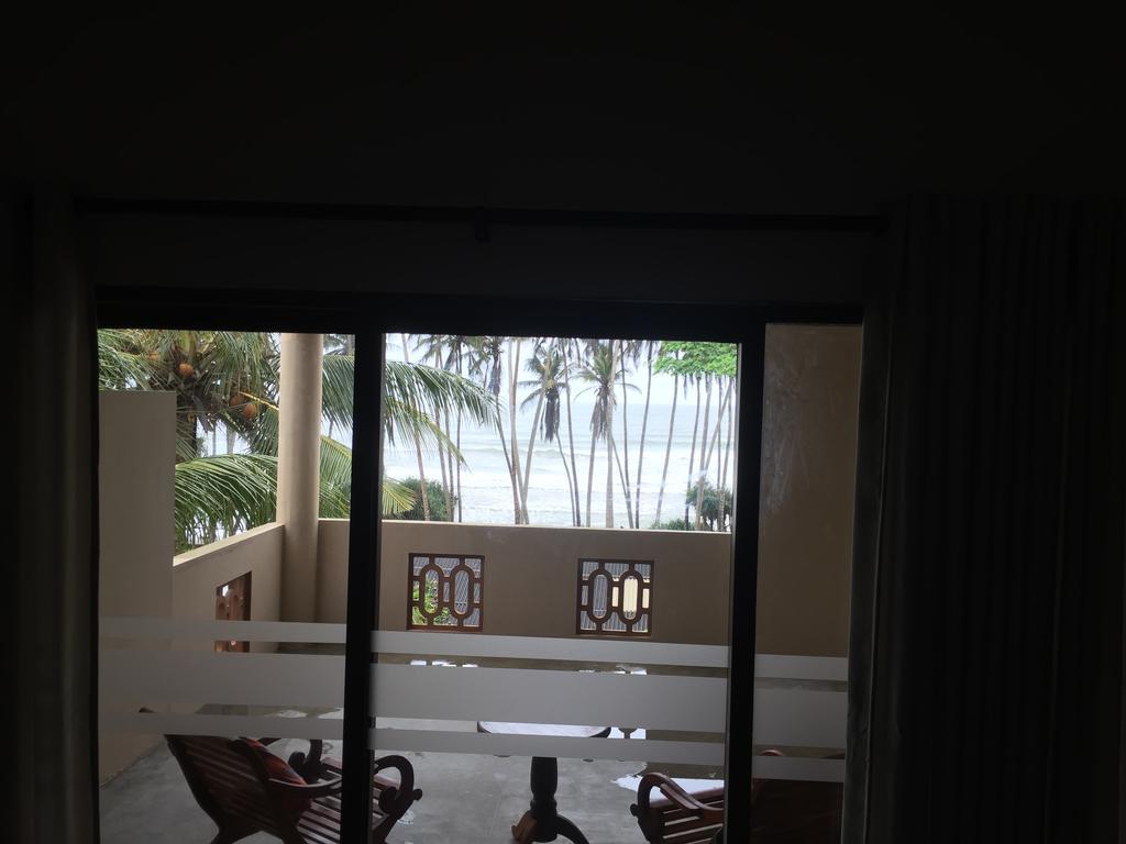 Surf Lanka Hotel Matara Exterior photo